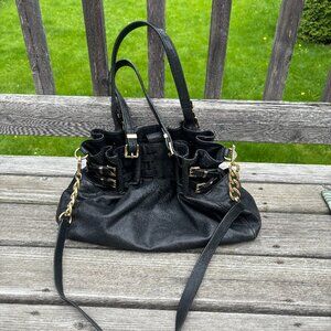 Micheal Kors black leather purse